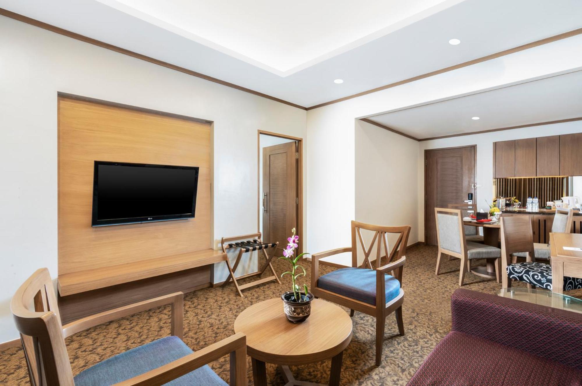 Swiss-Belhotel Danum Паланкарая Экстерьер фото