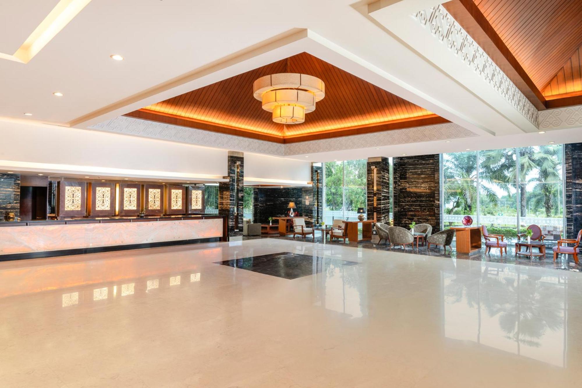 Swiss-Belhotel Danum Паланкарая Экстерьер фото